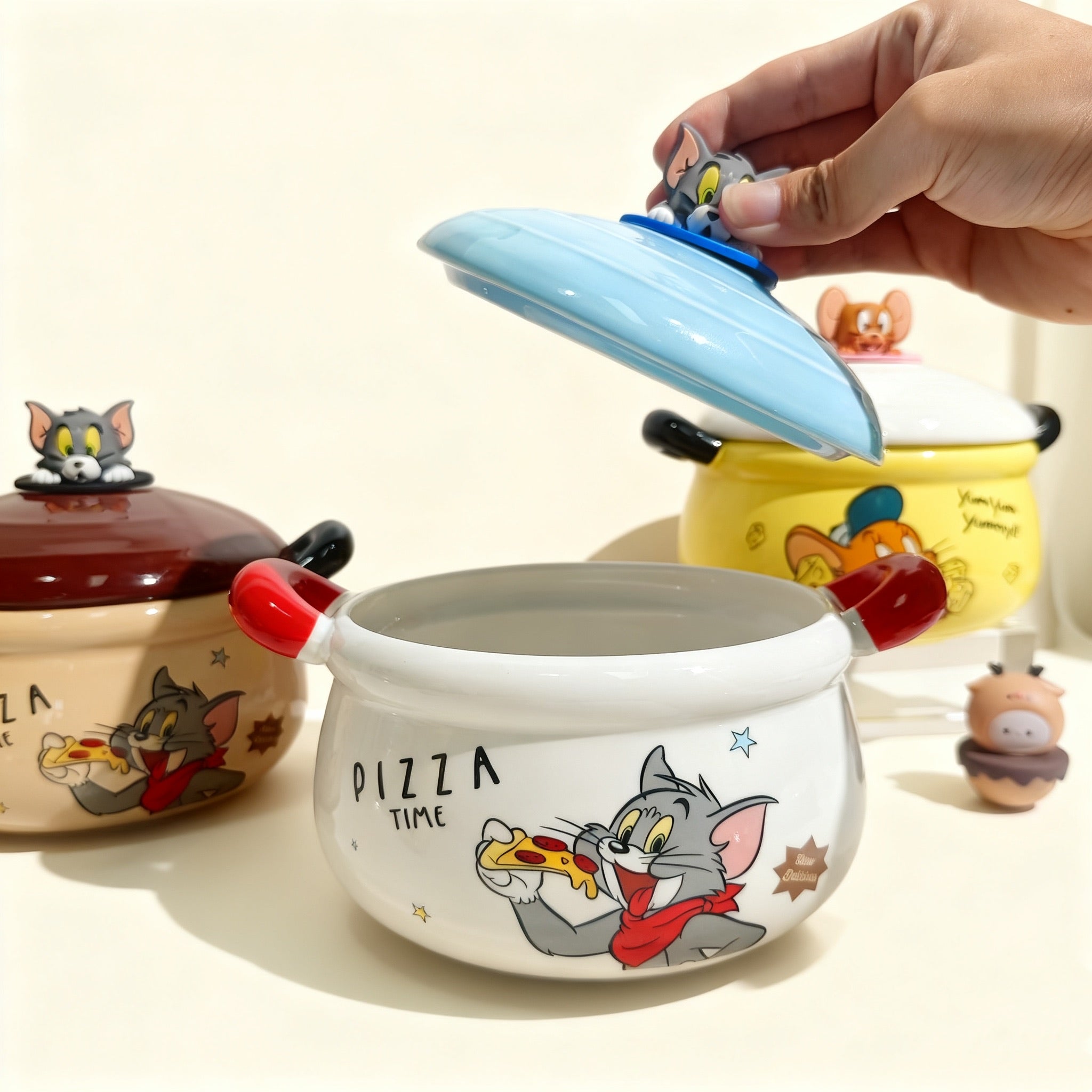 cute-ceramic-bowl-open.jpg